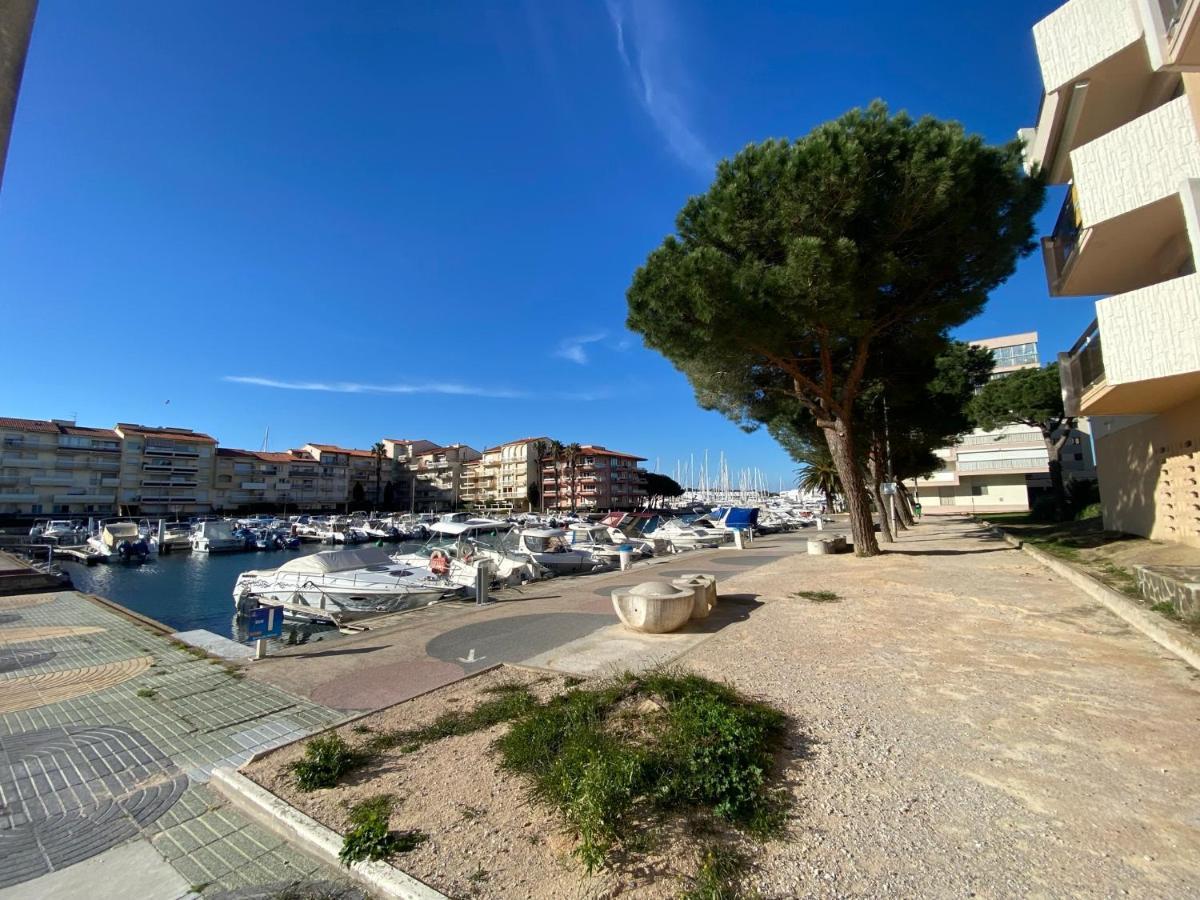 Studio En Bord De Marina Canet-en-Roussillon Luaran gambar